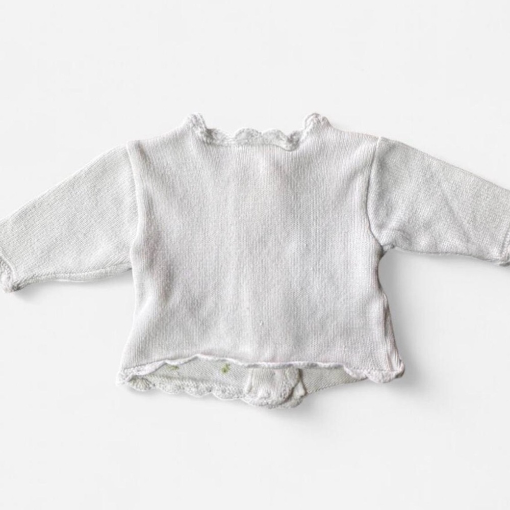Vintage Celebrity Kids Baby Girl White Knit Cardigan Floral Embroidered 3 months - Picture 2 of 7